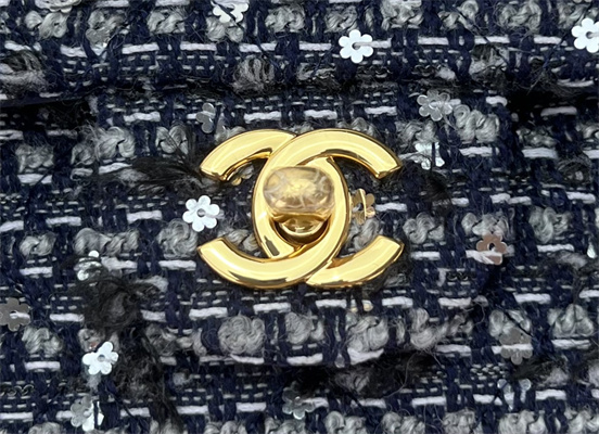 Cha.nel Mini Classic Flap Bag Tweed Gold Tone Metal Navy A01116