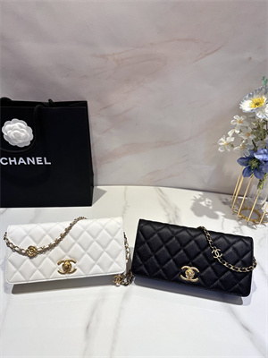 Cha.nel Clutch With Chain Grained Calfskin Gold Tone Metal White AP3581