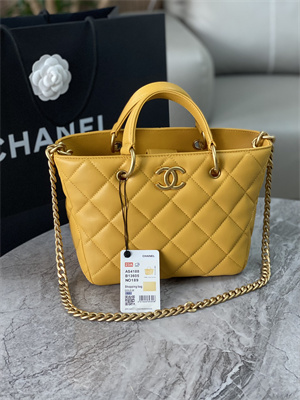 Cha.nel Tote Bag Lambskin Gold Tone Metal Yellow AS4188