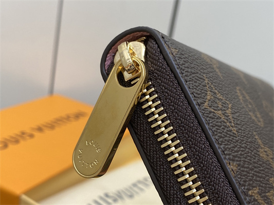 L.V Zippy Wallet Vivienne Holidays Monogram Canvas M42616