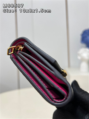 L.V Capucines XS Wallet Taurillon Leather Black M68587