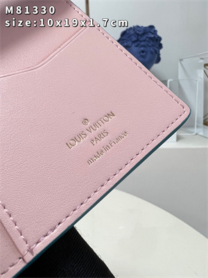 L.V Capucines Vertical Wallet Taurillon leather Tourterelle Blue M81330