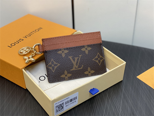 L.V Charms Card Holder Monogram Canvas Brown M82739