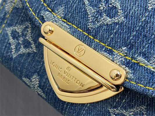 L.V Remix Victorine Wallet Monogram Denim M82959