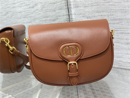 CD Medium Di.or Bobby Bag Box Calfskin Caramel