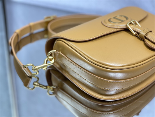 CD Medium Di.or Bobby Bag Box Calfskin Amber