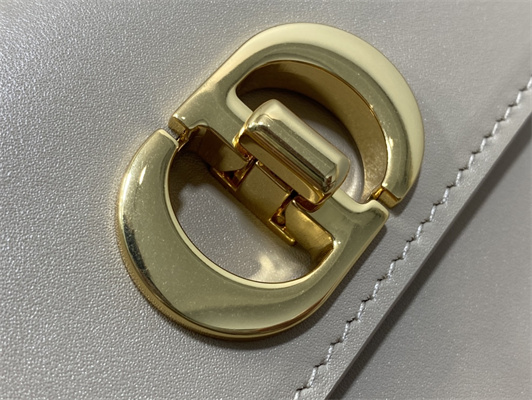 CD Small 30 Montaigne Avenue Bag Box Calfskin Beige