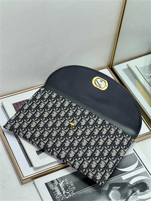 CD 30 Montaigne Avenue Pouch with Flap Blue Dior Oblique Jacquard