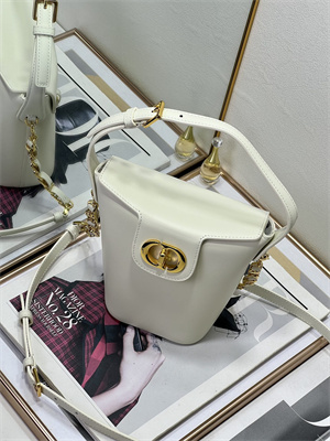 CD 30 Montaigne Amber Mini Bucket Bag Box Calfskin Latte