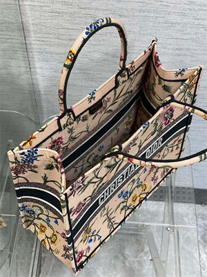 CD Large Book Tote Petites Fleurs Embroidery Nude Beige Multicolor