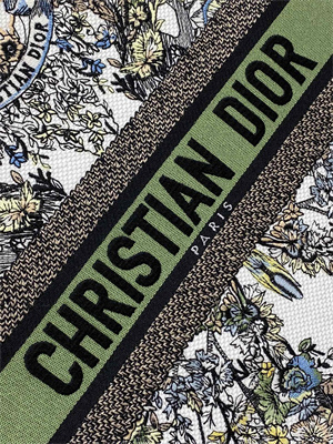 CD Large Book Tote Butterfly Around The World Embroidery White and Green