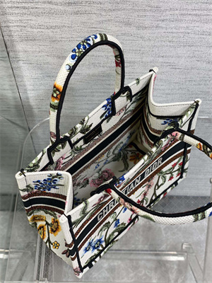 CD Small Book Tote Petites Fleurs Embroidery White Multicolor