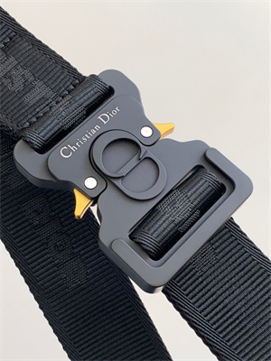 Di.or Lingot 22 Shoulder Bag Beige and Black Oblique Jacquard