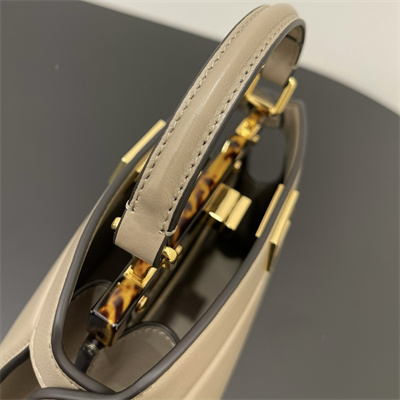 Fen.di Peekaboo ISeeU Petite Leather Bag Dove Grey Color