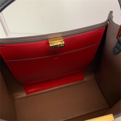 Fen.di Peekaboo X-Lite Medium Leather Bag Black Color