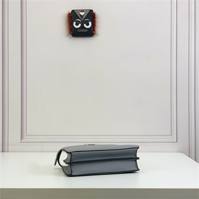 Fen.di Peekaboo ISeeU XCross Leather Bag Grey Color