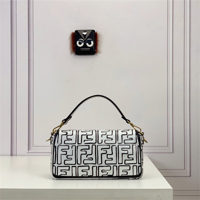 Fen.di BAGUETTE Bag White and Black Nappa Leather With FF Motif