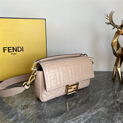 Fen.di BAGUETTE Bag Pink Nappa Leather With FF Motif