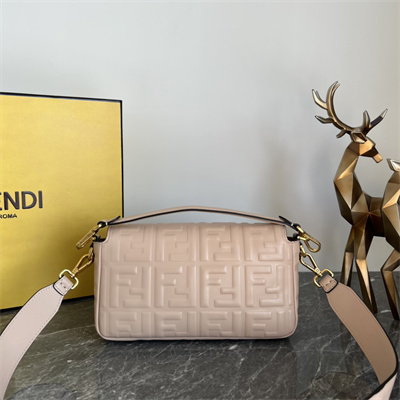 Fen.di BAGUETTE Bag Pink Nappa Leather With FF Motif