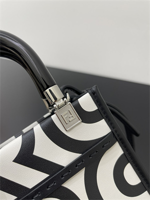 Fen.di Roma&Marc Jacobs MINI SUNSHINE SHOPPER White and Black Leather