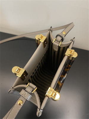 Fen.di MINI SUNSHINE SHOPPER Grey Leather