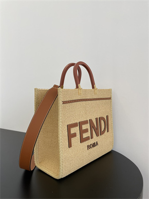 Fen.di SUNSHINE Medium Natural Straw Shopper