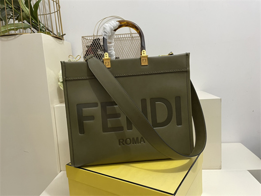 Fen.di SUNSHINE Medium Dk Green Leather Shopper
