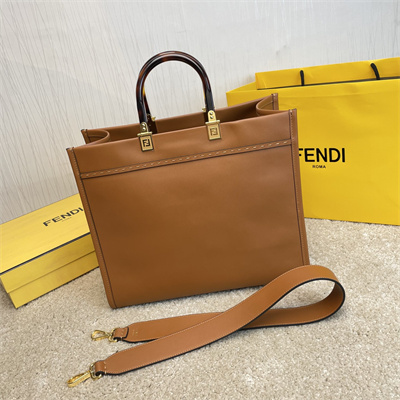 Fen.di SUNSHINE Medium Brown Leather Shopper