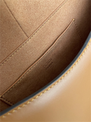 Fen.di C’mon Medium Brown Leather Bag