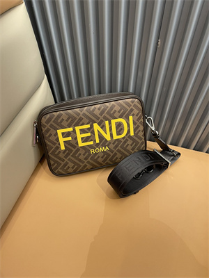 Fen.di CAMERA Case Brown FF Canvas and Leather