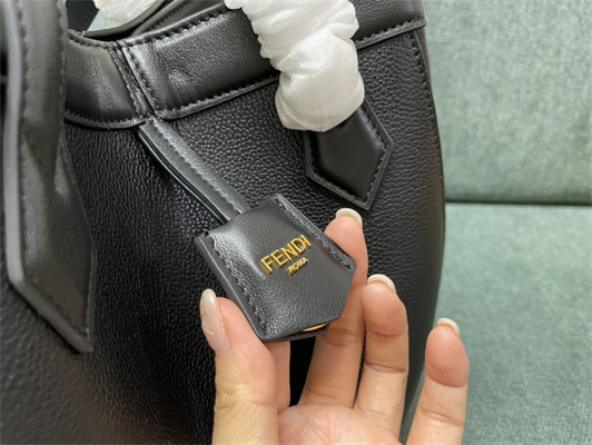 Fen.di ORIGAMI Medium Black Leather Bag That Can be Transformed