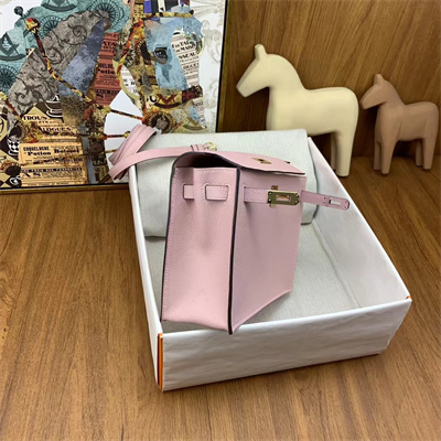 Kelly Danse Bag Evercolor Leather Gold Tone Metal In Rose Sakura Color HS