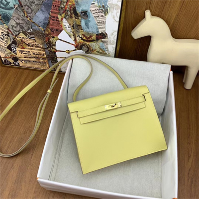 Kelly Danse Bag Evercolor Leather Gold Tone Metal In Jaune Poussin Color HS