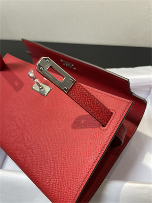 Kelly Classique To Go wallet Epsom Leather Silver Tone Metal In Red Color HS