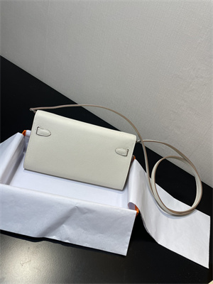 Kelly Classique To Go wallet Epsom Leather Silver Tone Metal In Craie Color HS