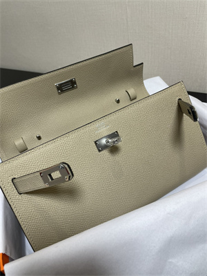 Kelly Classique To Go wallet Epsom Leather Silver Tone Metal In Trench Color HS