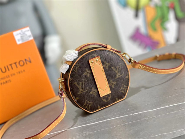 L.V Mini Boîte Chapeau Monogram Canvas M44699