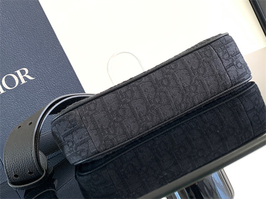 Di.or Small Saddle Messenger Bag With Flap Black Oblique Jacquard With Grained Calfskin2