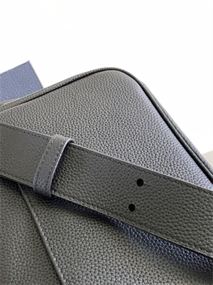 Di.or Small Saddle Messenger Bag With Flap Black Grained Calfskin2