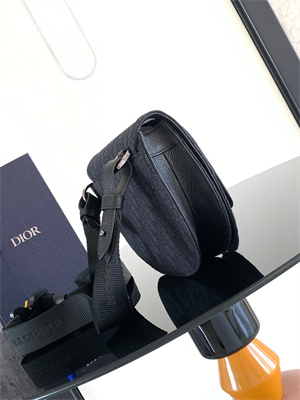 Di.or Saddle Pouch Black Oblique Jacquard and Grained Calfskin