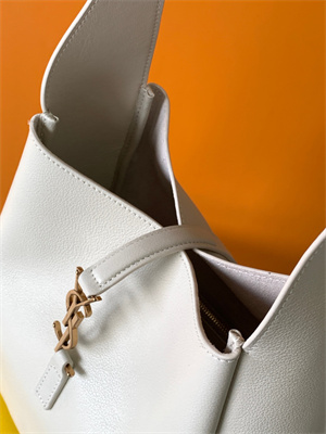 Y.S.L LE 5 A 7 Supple SMALL HOBO BAG In White Leather