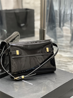 Y.S.L MANHATTAN SMALL Shoulder Bag In Black Patent Leather