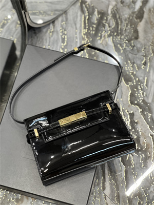 Y.S.L MANHATTAN SMALL Shoulder Bag In Black Patent Leather