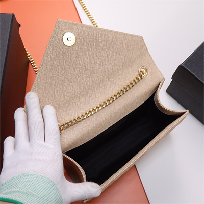 Y.S.L ENVELOPE SMALL IN QUILTED GRAIN DE POUDRE EMBOSSED LEATHER Gold Tone Metal Nude Color