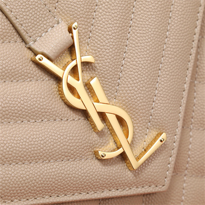 Y.S.L ENVELOPE MEDIUM IN QUILTED GRAIN DE POUDRE EMBOSSED LEATHER Gold Tone Metal Nude Color