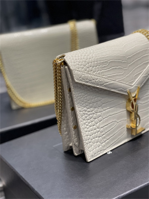 Y.S.L CASSANDRA CHAIN BAG IN CROCODILE EMBOSSED LEATHER Gold Tone Metal White Color