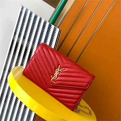 Y.S.L CLASSIC CASSANDRA CHAIN WALLET IN GRAIN DEPOUDRE LEATHER Red Color Gold Tone Metal