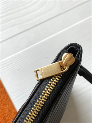 Y.S.L CASSANDRA MATELASS?? A5 POUCH IN QUILTED LEATHER Black Color Gold Tone Metal