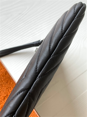 Y.S.L CASSANDRA MATELASS?? A5 POUCH IN QUILTED LEATHER Black Color Silver Tone Metal