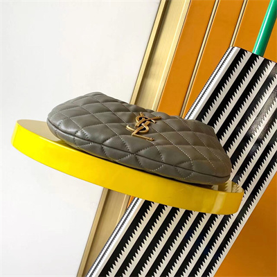 YSL ICARINO In Quilted Nappa Lambskin Green